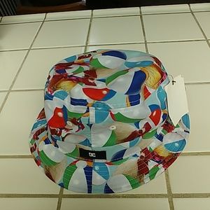 Bucket hat